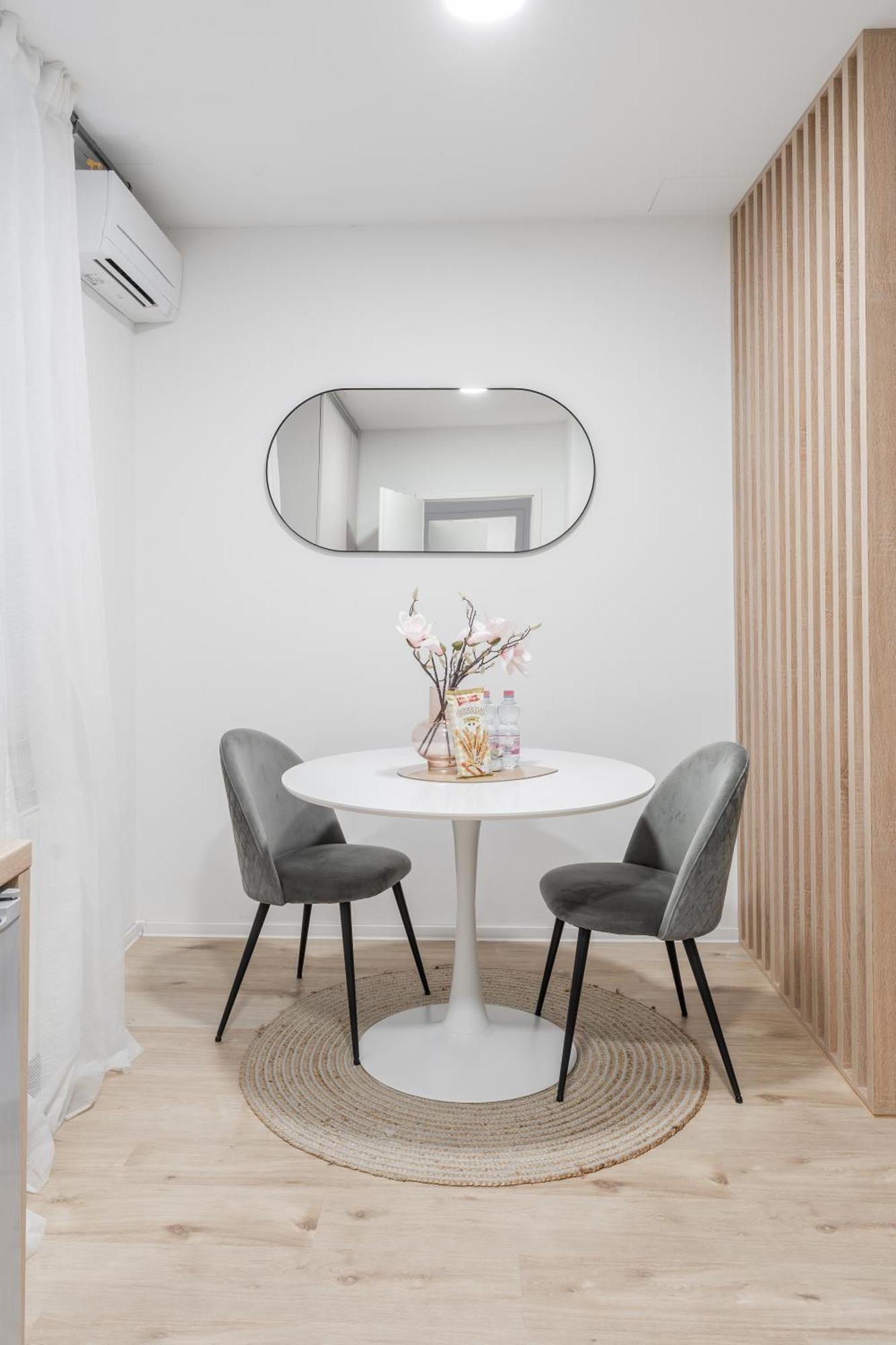 Classy & Cozy Apartment Lubiana Esterno foto