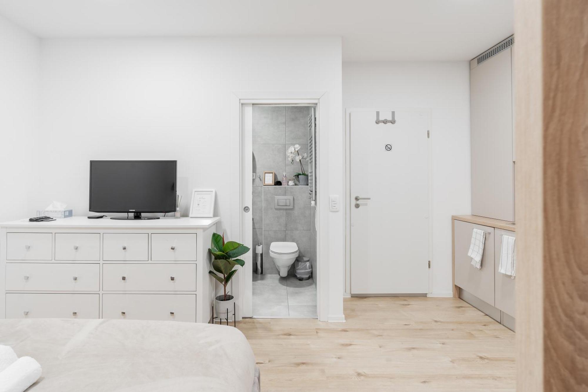 Classy & Cozy Apartment Lubiana Esterno foto